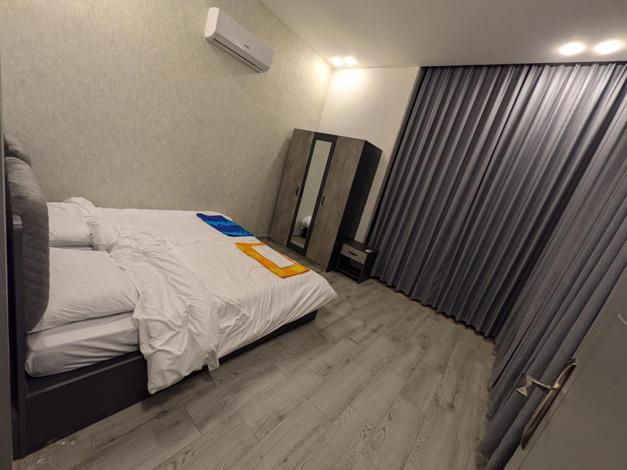 Aeropuerta Mini Villa - Private Layover Near Amman Airport Al Qastal Buitenkant foto